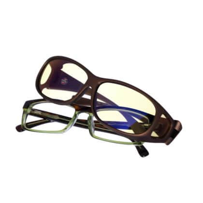 Cocoons Mini Slim fitovers have a compact rectangle frame shape designed to fit smaller, rectangular eyewear frames and feature an HEV blue light filter system